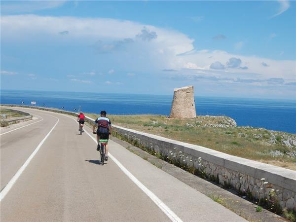 Puglia cycling tour