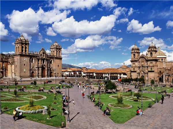 Peru highlights tour, Inca trail, Titicaca and Nazca