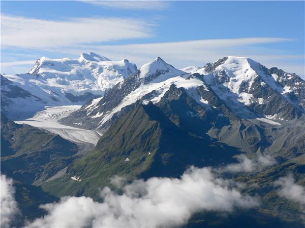 Mont Blanc to the Matterhorn trekking holiday