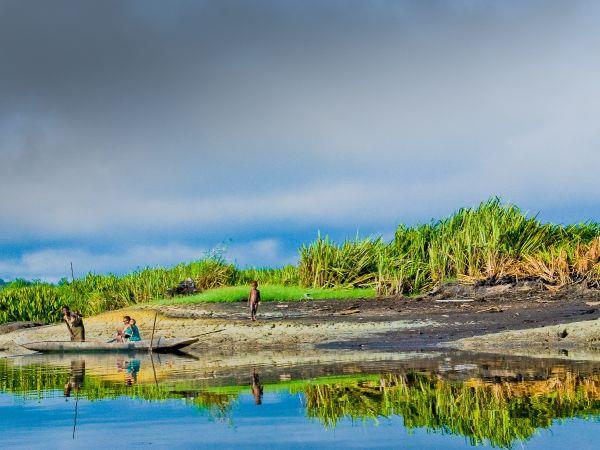 Papua New Guinea small group tour