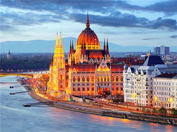 Vienna to Budapest cycling tour