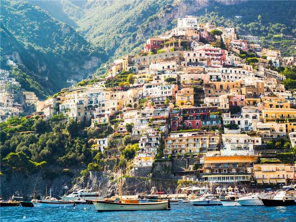 Amalfi Coast hike, boat & kayak vacation