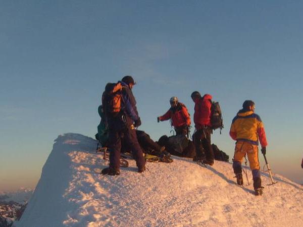 Cordillera Real climbing holiday in Bolivia