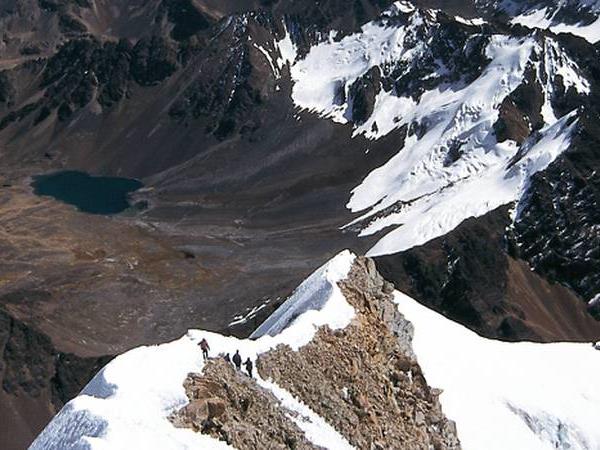 Cordillera Real climbing holiday in Bolivia