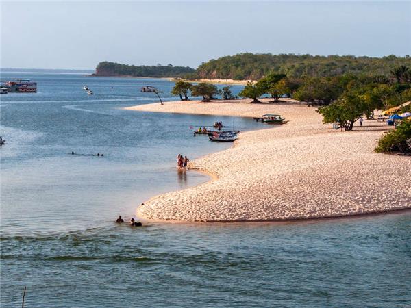 Brazilian Amazon by boat vacation