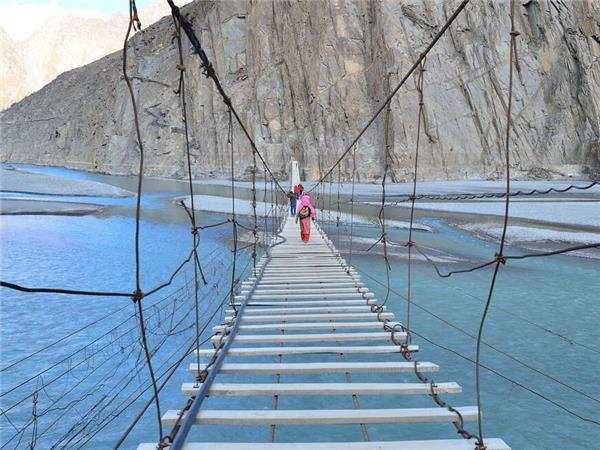 Pakistan's Karakoram highway vacation