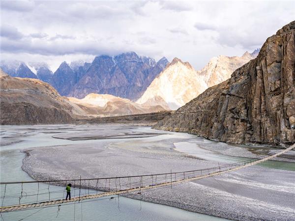 Pakistan's Karakoram highway vacation