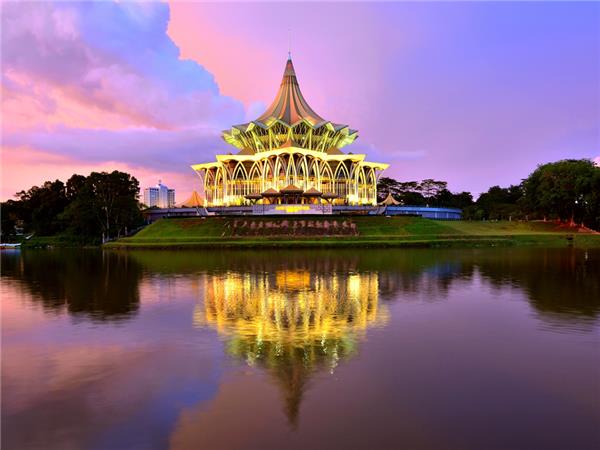 Sarawak wildlife & beach vacation