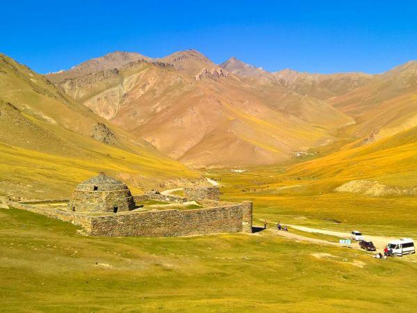 Silk Road vacations, Central Asia