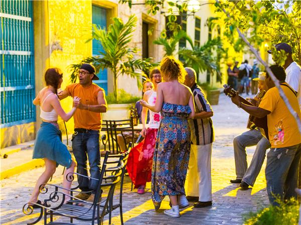 Cuba cycling tour