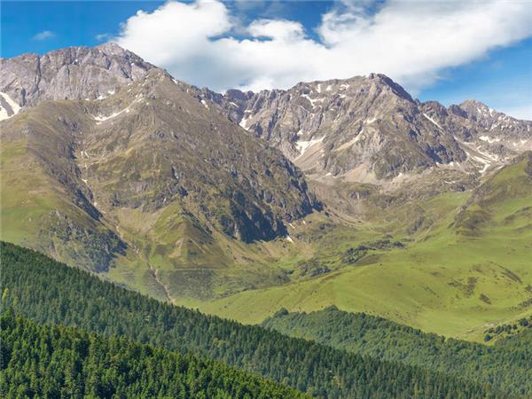 Pyrenees walking vacation in Andorra