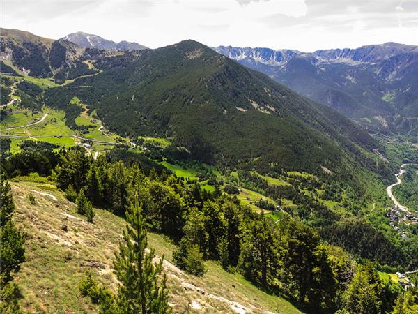 Pyrenees walking vacation in Andorra