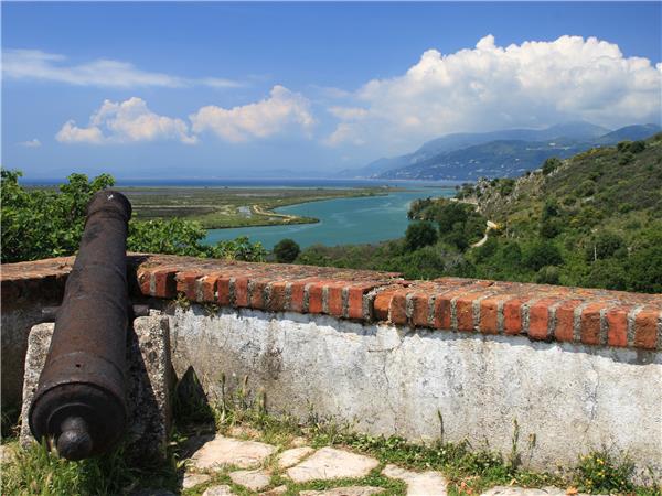 Small group Albania vacation