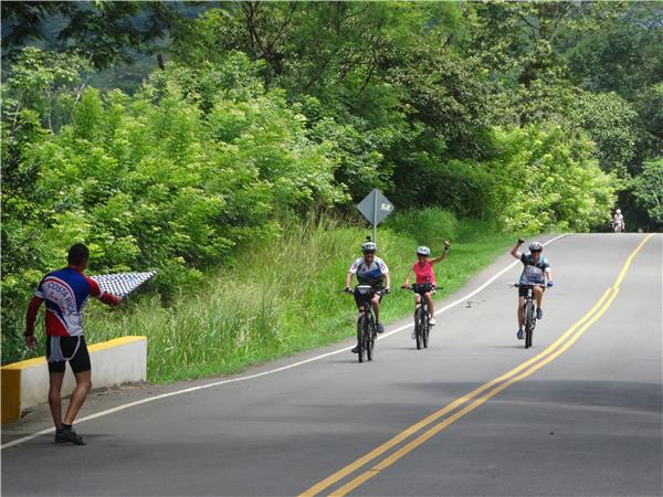 Central America cycling vacation