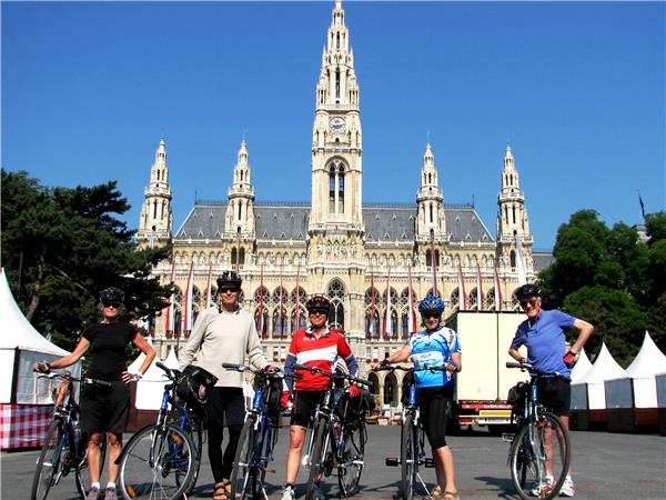 Prague to Budapest cycling vacation