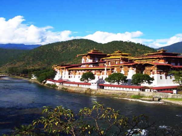 Bhutan trekking vacation, tailor made