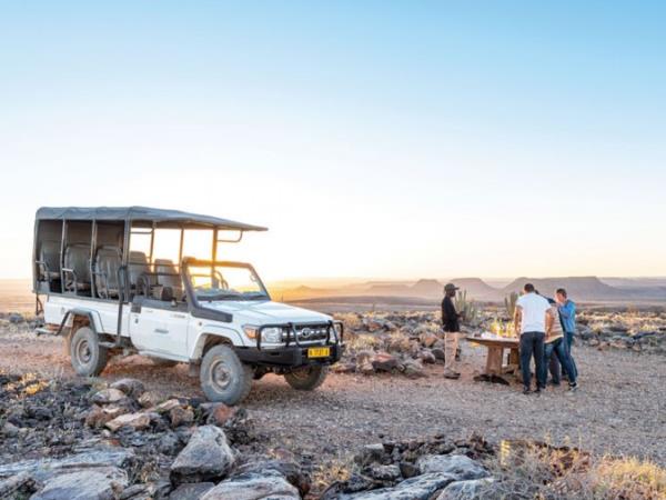 Namibia self drive tour, deserts and canyons