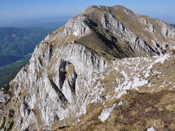 Transylvanian Alps trekking vacation in Romania