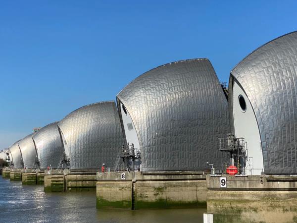 Shakespeares Way & Thames Path walking vacation