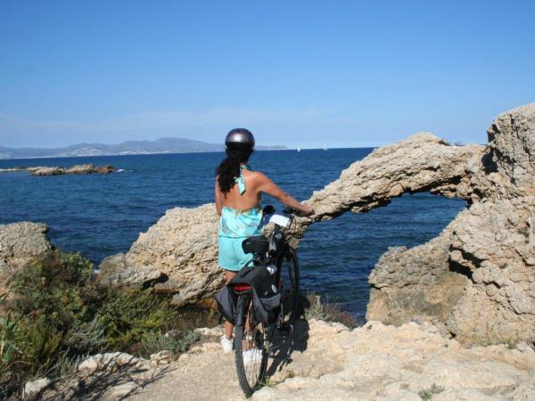 Catalonia self guided cycling vacation, Spain