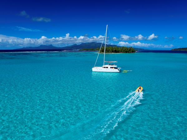 Luxury honeymoon in French Polynesia