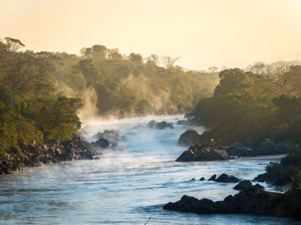 Safari & swimming at Lake Malawi