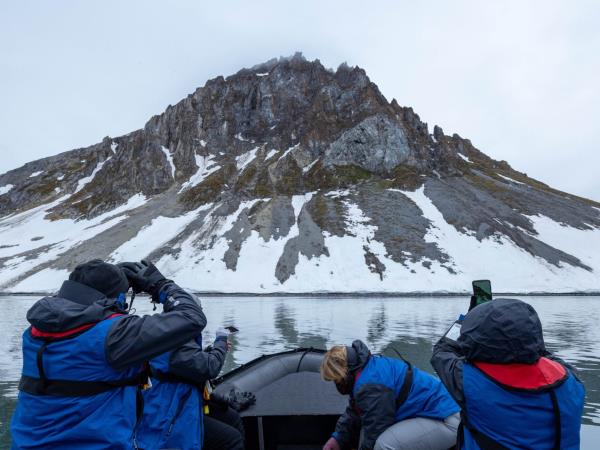 Spitsbergen wildlife cruise, searching for polar bears